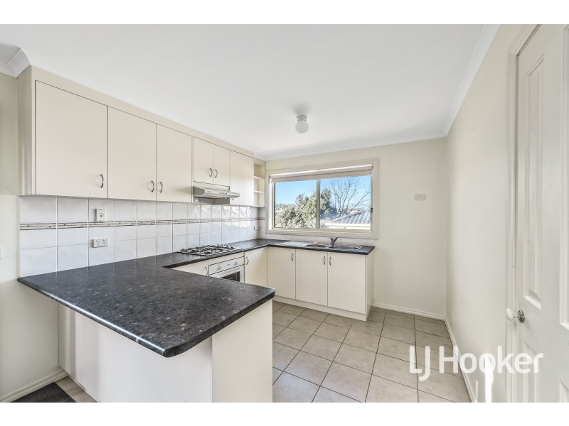 3/3 Hale Place, Pakenham VIC 3810