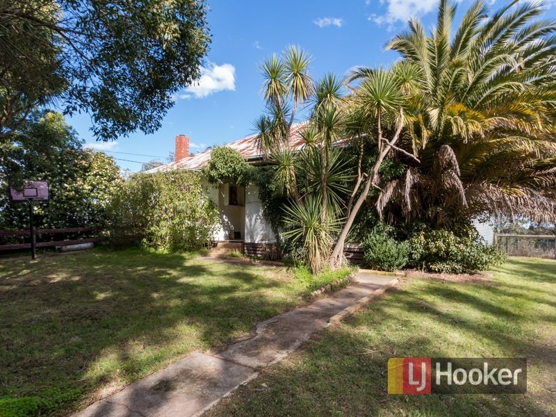 55 Carne Road, Pakenham Upper VIC 3810