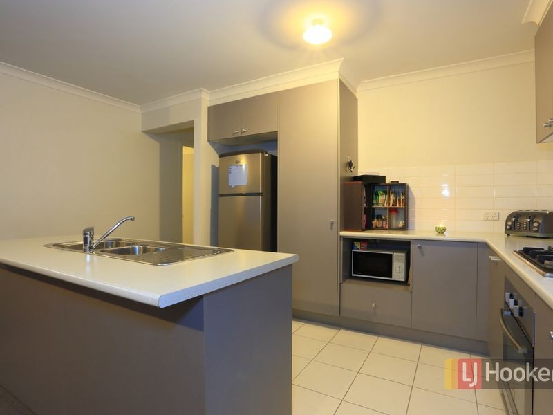 9 Central Avenue, Pakenham VIC 3810