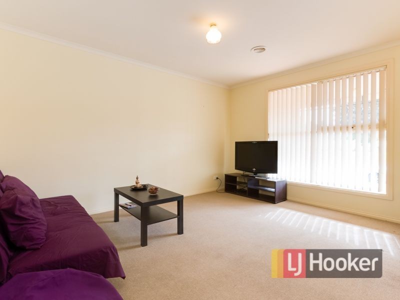 25 Ben Drive, Pakenham VIC 3810