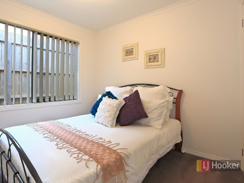 20/107 Army Road, Pakenham VIC 3810