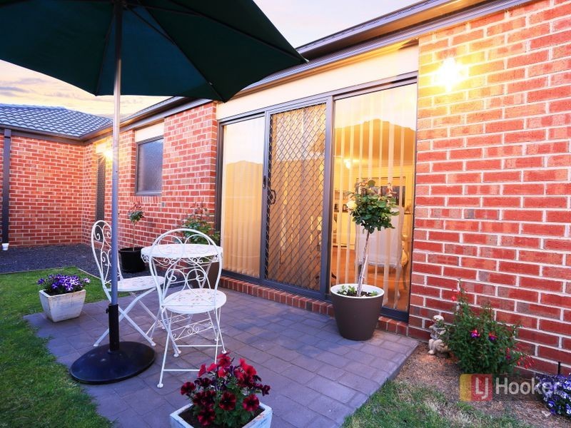 20/107 Army Road, Pakenham VIC 3810