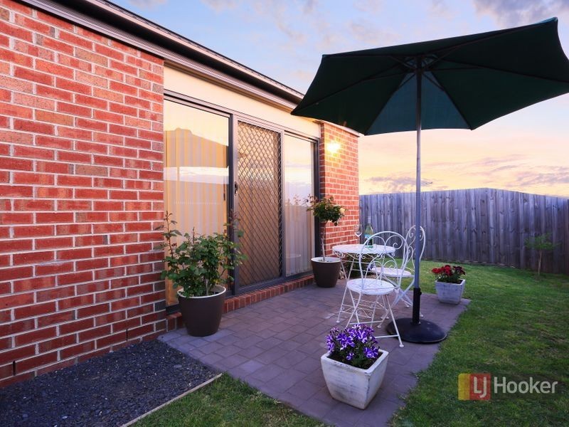 20/107 Army Road, Pakenham VIC 3810