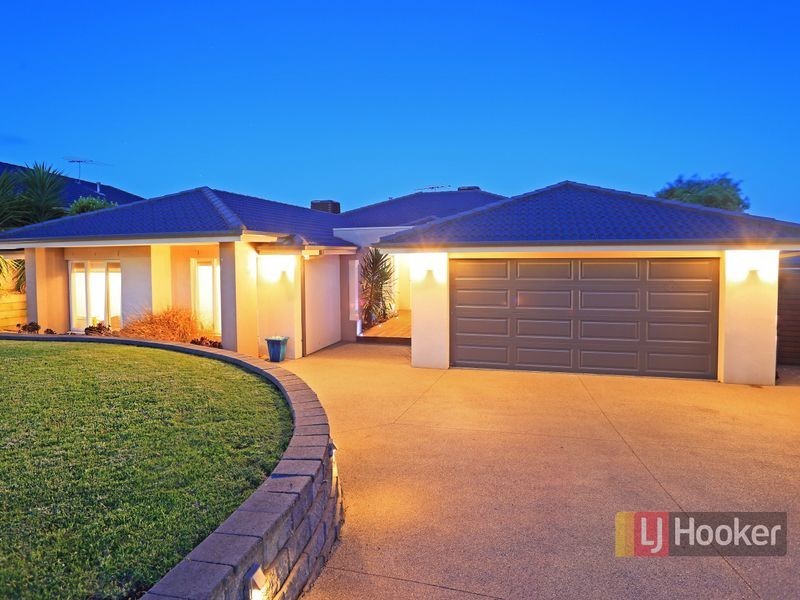 6 Lancaster Way, Beaconsfield VIC 3807