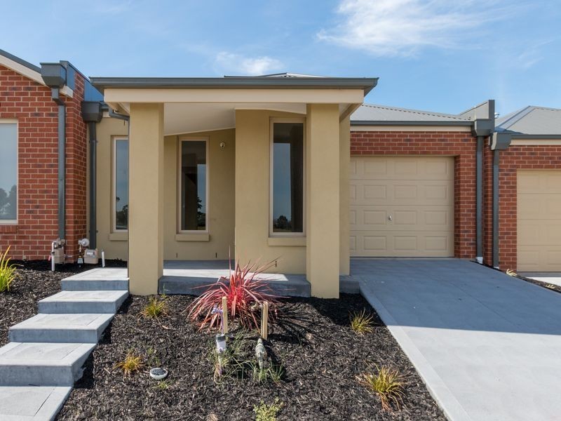 21 Havana Parade, Pakenham VIC 3810