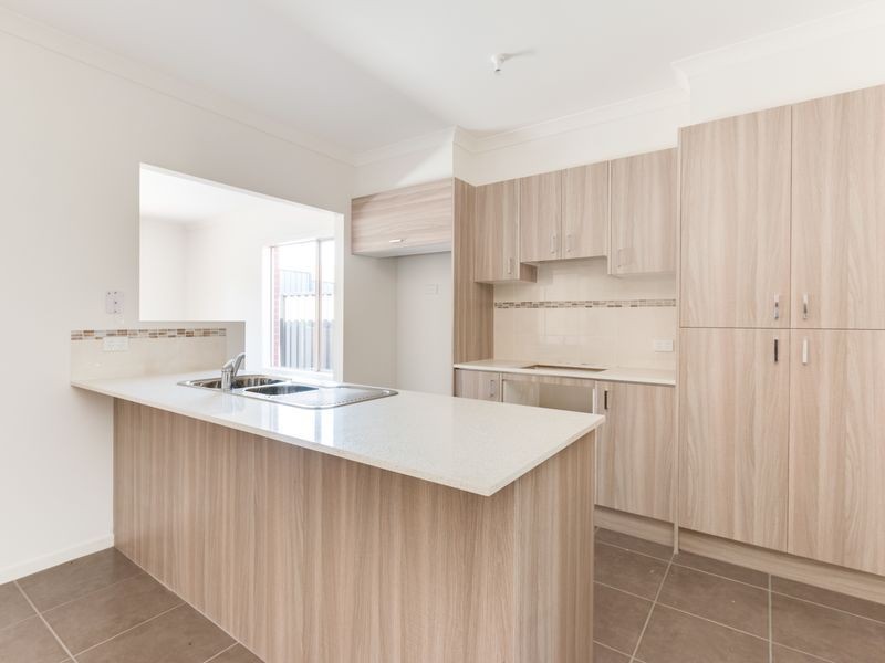 21 Havana Parade, Pakenham VIC 3810