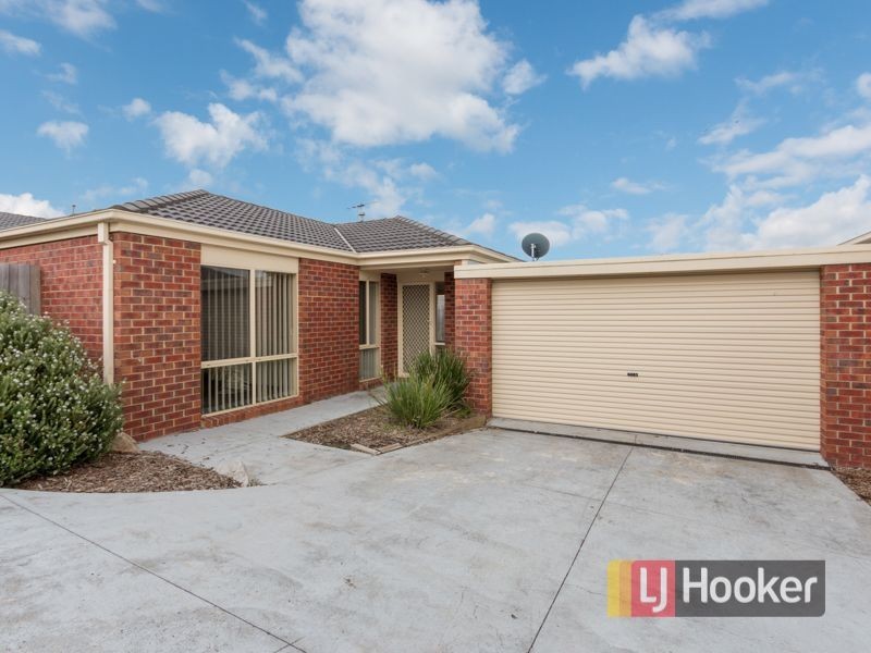 3/5 Glenda Court, Pakenham VIC 3810