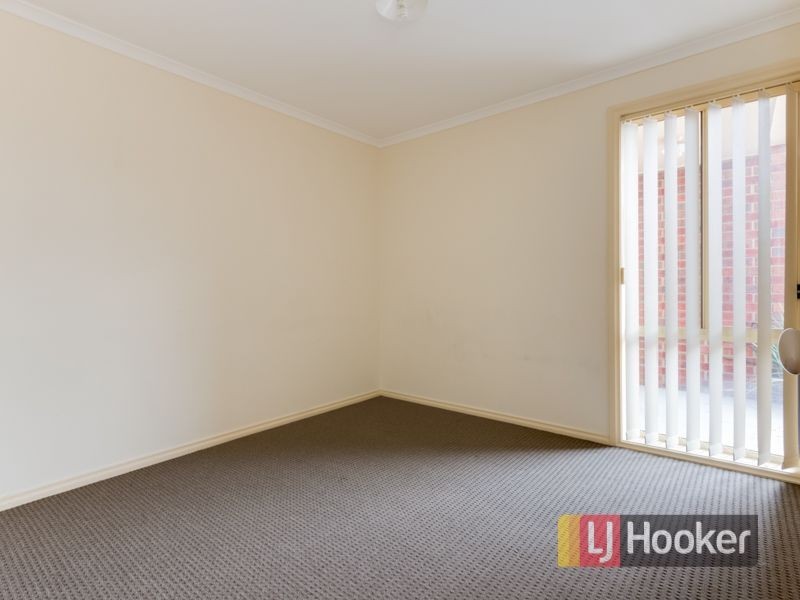 3/5 Glenda Court, Pakenham VIC 3810