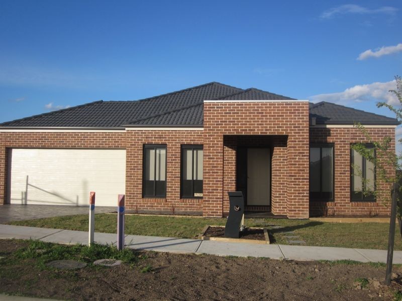 6 (Lot 528 Windmill Court, Officer VIC 3809