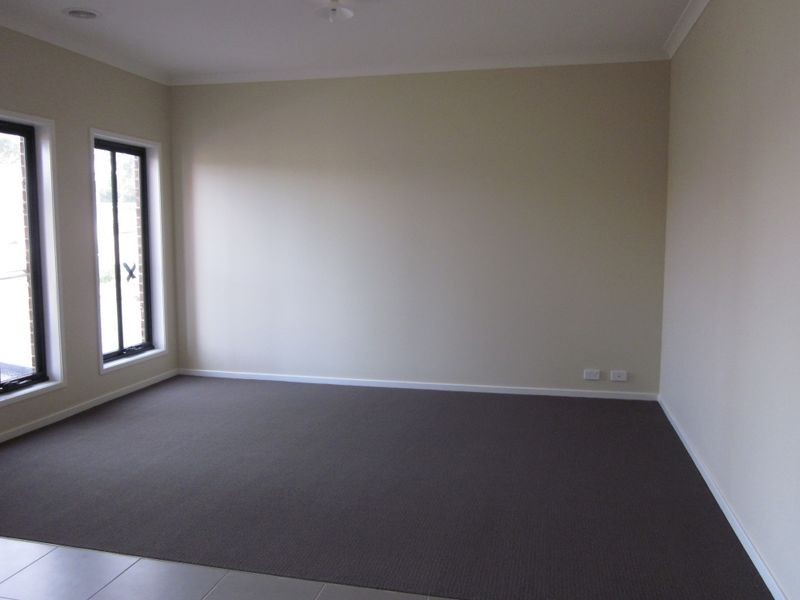 6 (Lot 528 Windmill Court, Officer VIC 3809