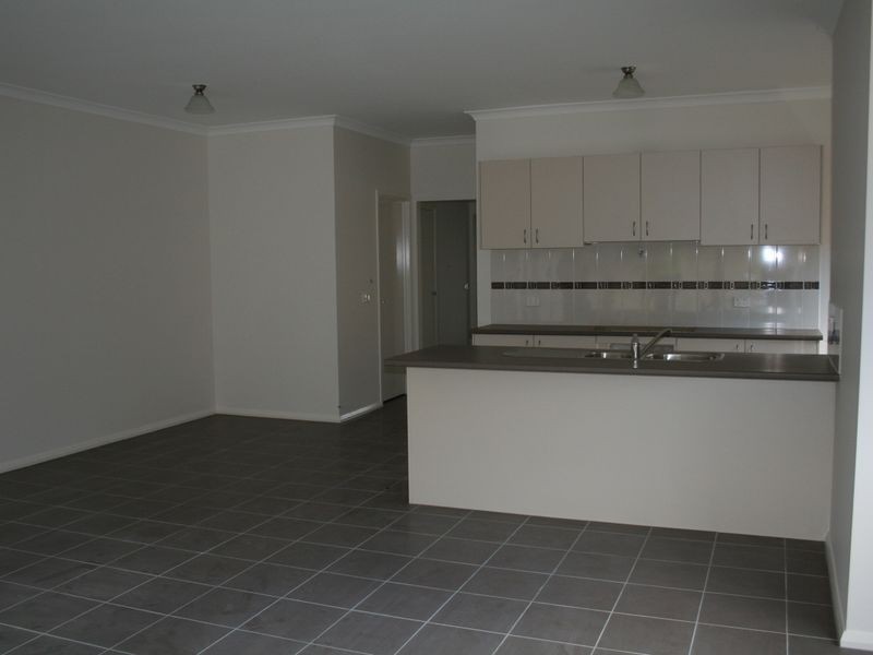 19 Wembley Circuit, Pakenham VIC 3810