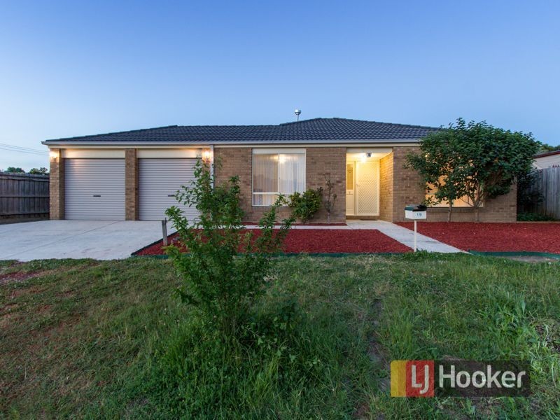 19 Jarrah Court, Pakenham VIC 3810