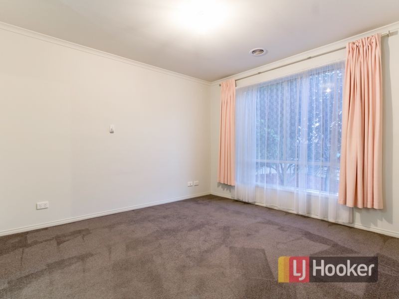 19 Jarrah Court, Pakenham VIC 3810