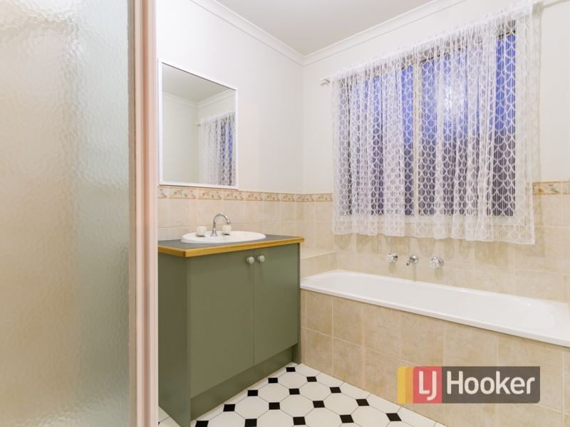 19 Jarrah Court, Pakenham VIC 3810