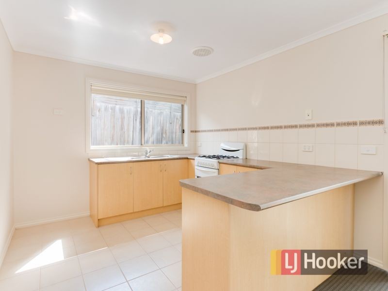 4/5 Glenda Court, Pakenham VIC 3810