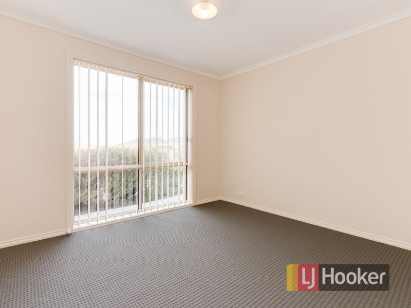 4/5 Glenda Court, Pakenham VIC 3810