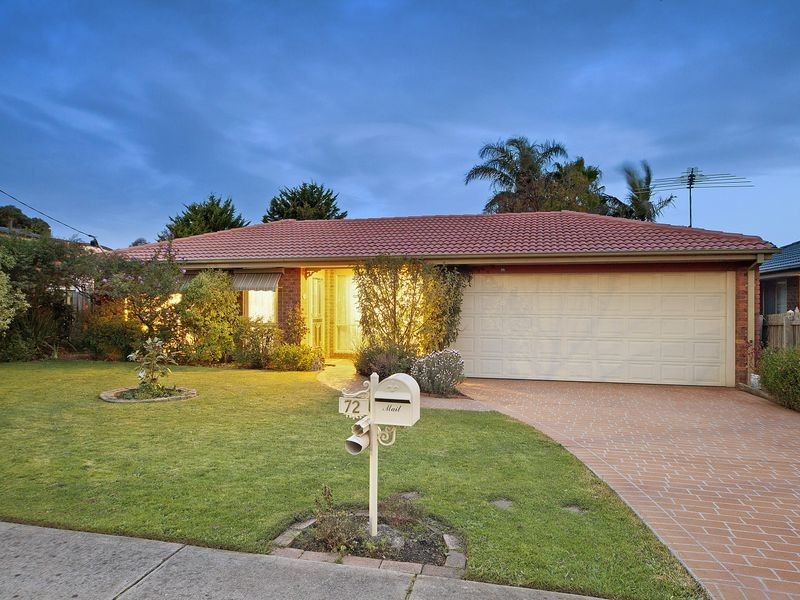 72 Eagle Drive, Pakenham VIC 3810
