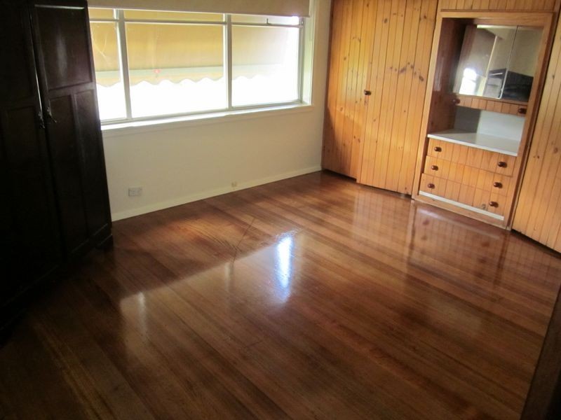 11 Deveney Street, Pakenham VIC 3810