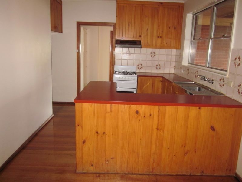 11 Deveney Street, Pakenham VIC 3810