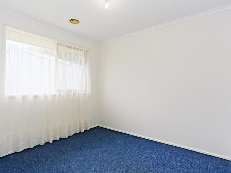 6 Matthews Court, Pakenham VIC 3810