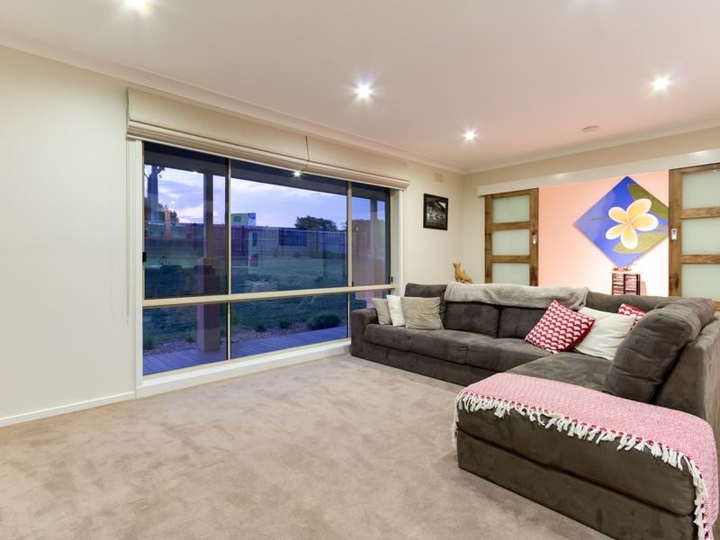 140 Army Road, Pakenham VIC 3810
