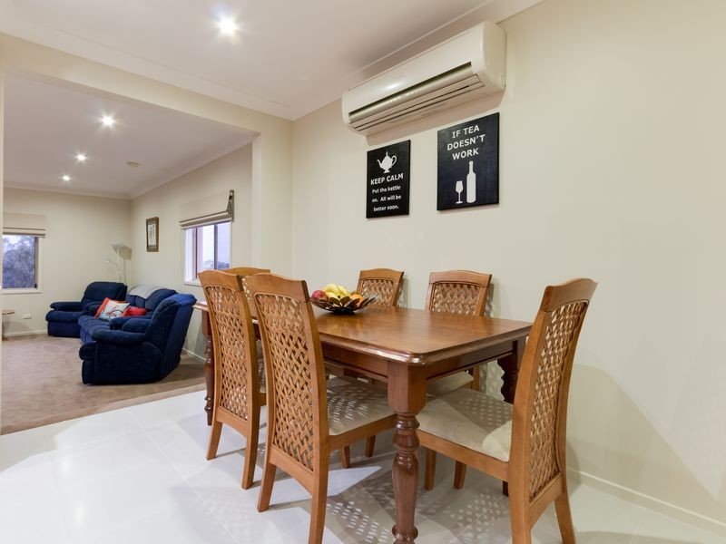 140 Army Road, Pakenham VIC 3810