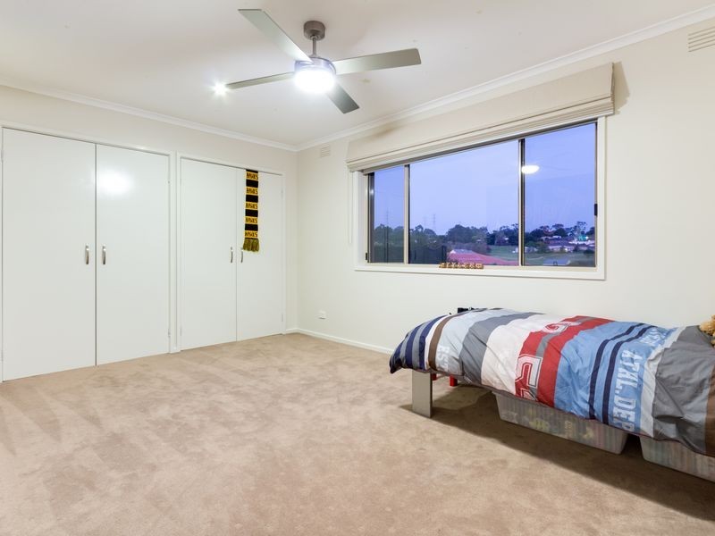 140 Army Road, Pakenham VIC 3810