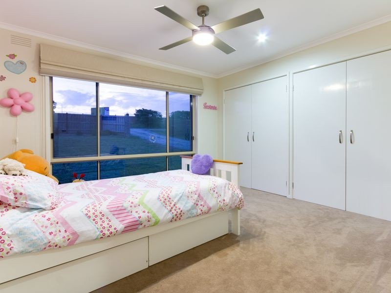 140 Army Road, Pakenham VIC 3810