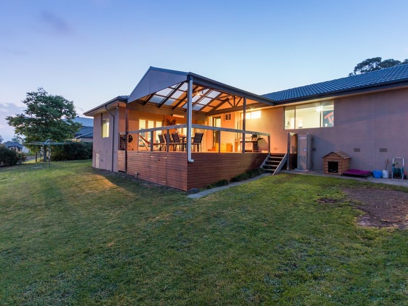 140 Army Road, Pakenham VIC 3810