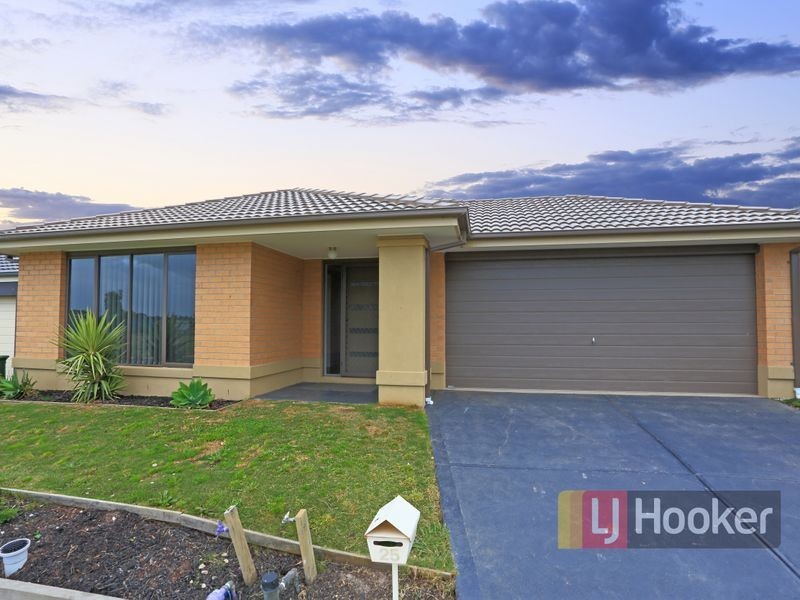 25 O’Brien Parade, Pakenham VIC 3810