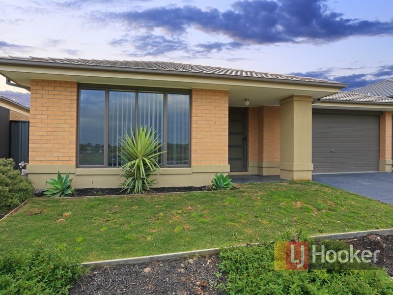 25 O’Brien Parade, Pakenham VIC 3810