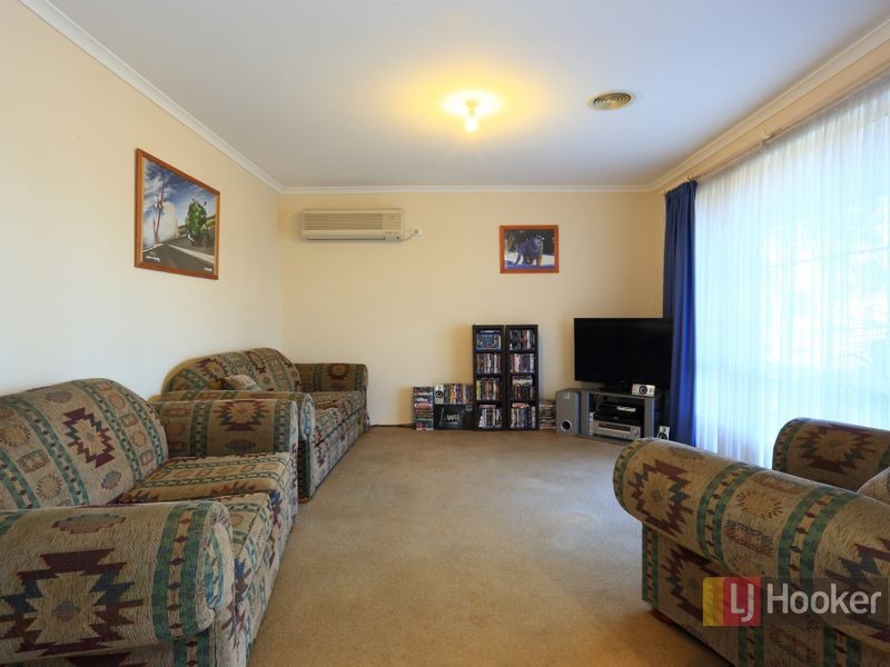 45 Dunbarton Drive, Pakenham VIC 3810