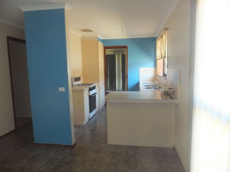 50 Cameron Way, Pakenham VIC 3810