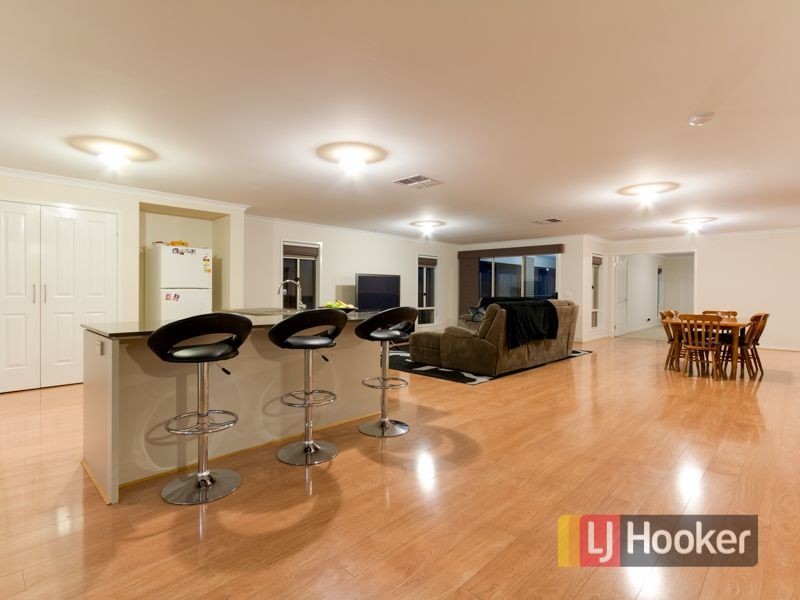 7 Caitlin Drive, Pakenham VIC 3810