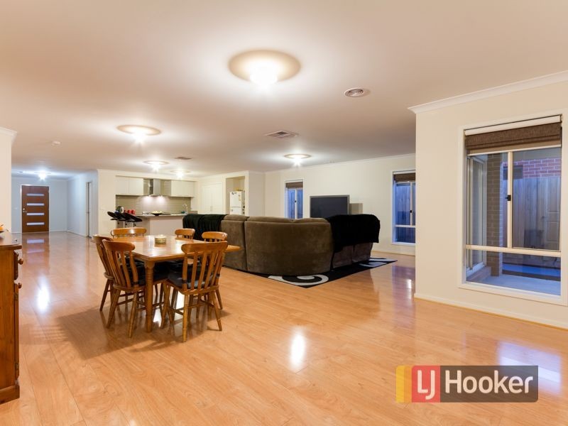 7 Caitlin Drive, Pakenham VIC 3810