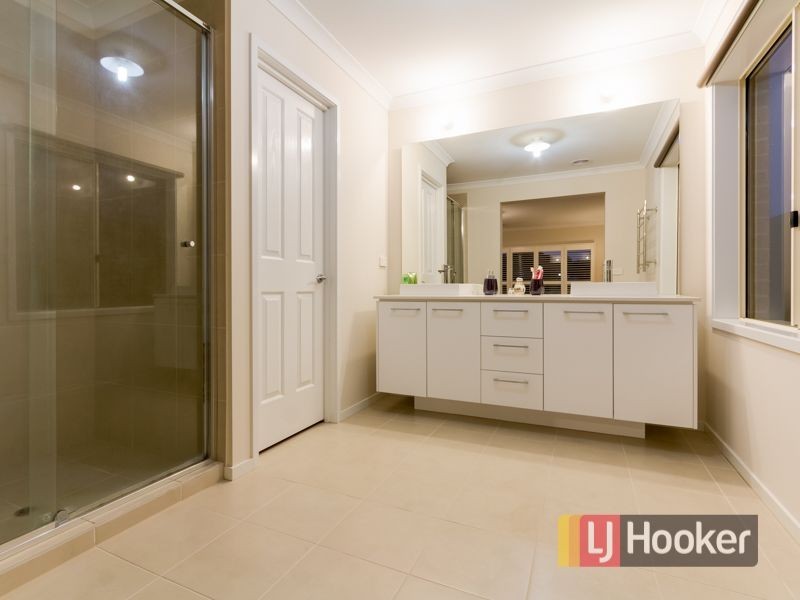 7 Caitlin Drive, Pakenham VIC 3810