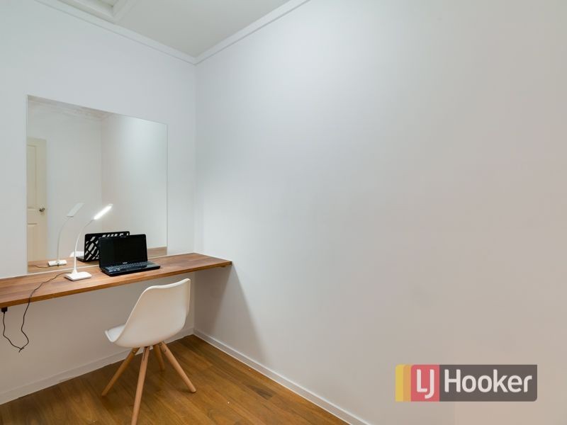 33 Clarendon Street, Pakenham VIC 3810