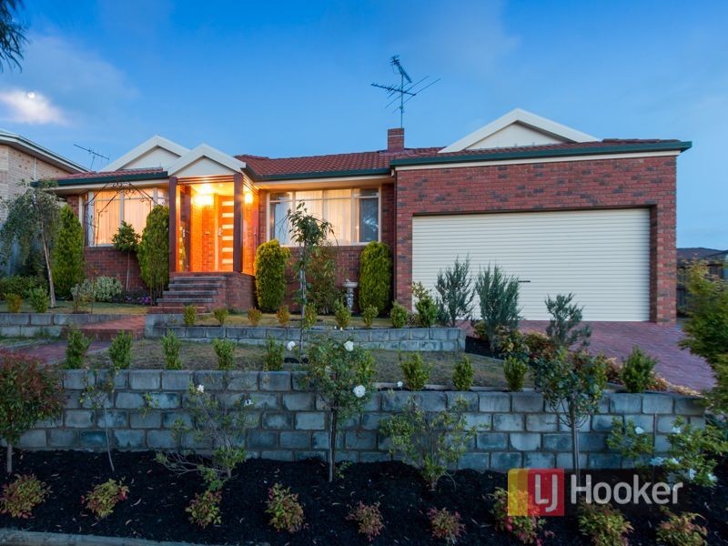 4 Nathan Court, Pakenham VIC 3810