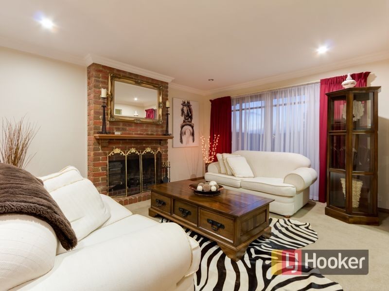 4 Nathan Court, Pakenham VIC 3810