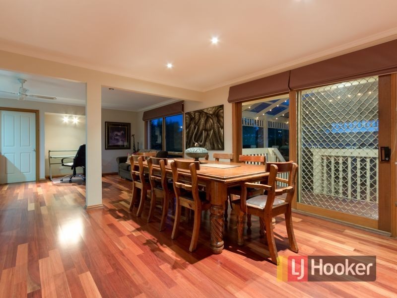 4 Nathan Court, Pakenham VIC 3810