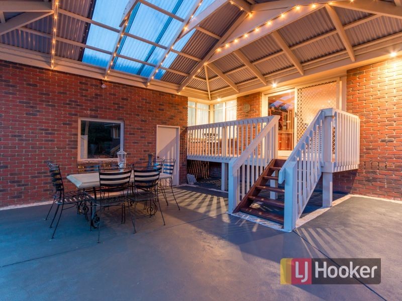 4 Nathan Court, Pakenham VIC 3810