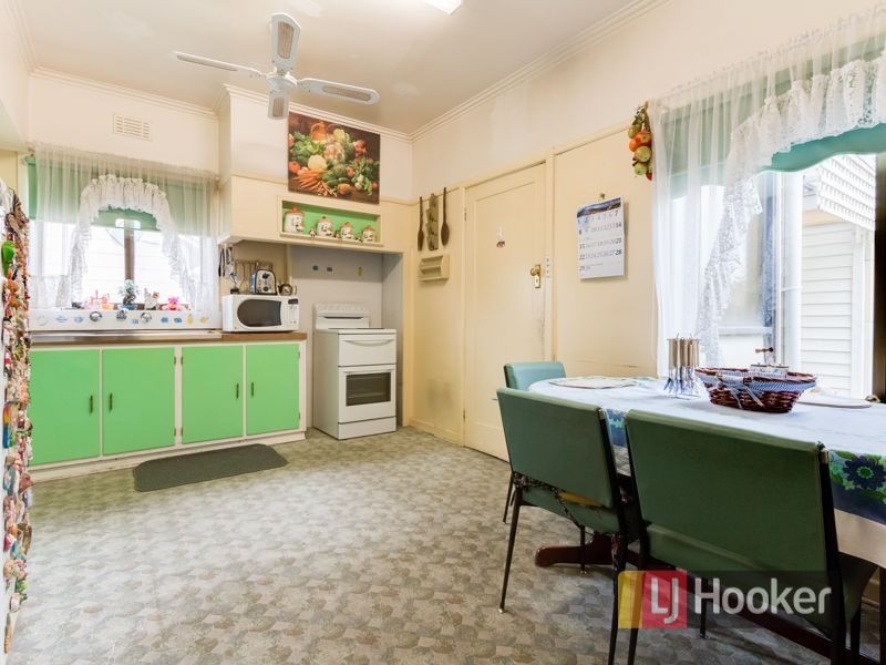 14 Sybella Avenue, Koo Wee Rup VIC 3981