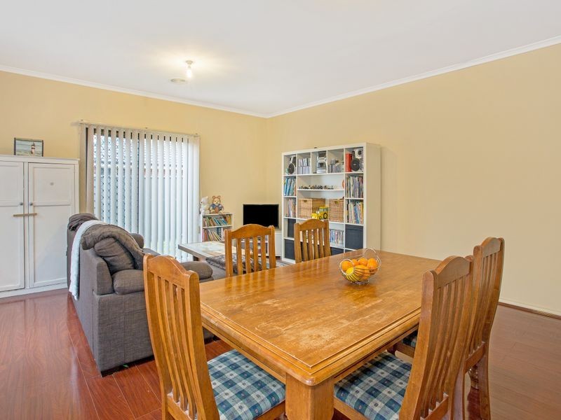 9 Downing Square, Pakenham VIC 3810