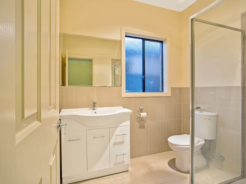 9 Downing Square, Pakenham VIC 3810