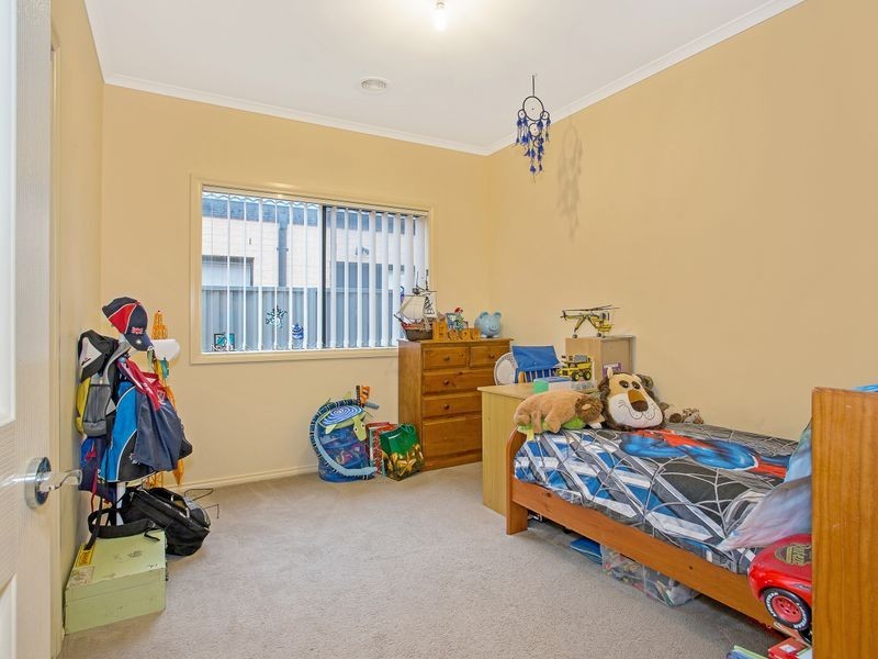 9 Downing Square, Pakenham VIC 3810