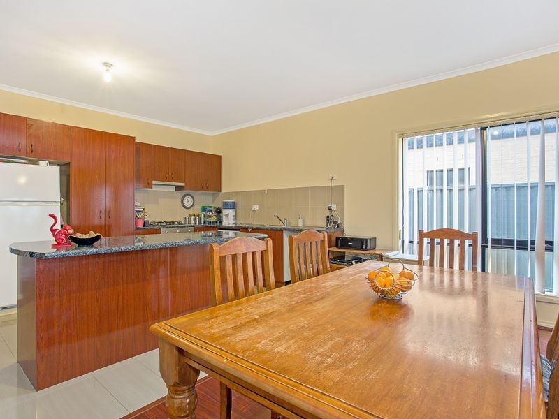 9 Downing Square, Pakenham VIC 3810