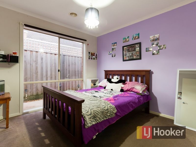 16 Tipperary Circuit, Pakenham VIC 3810