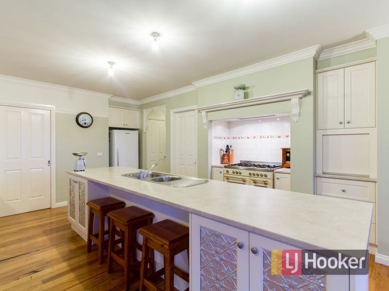 10 Gwen Meredith Drive, Bunyip VIC 3815