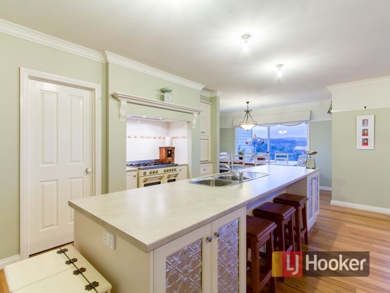 10 Gwen Meredith Drive, Bunyip VIC 3815