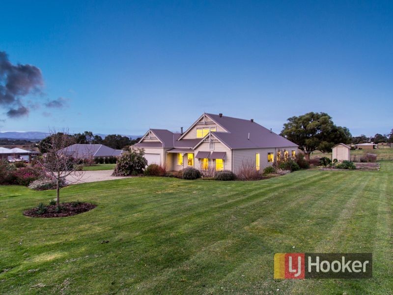 10 Gwen Meredith Drive, Bunyip VIC 3815